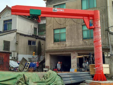 Crane da 1 a 5 tonnellate per cantilever verticali